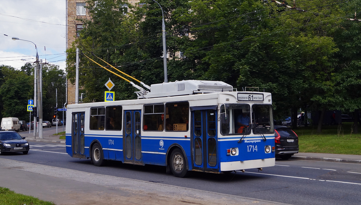 Moszkva, ZiU-682GM1 (with double first door) — 1714