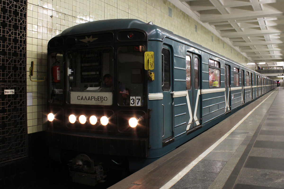 Moskwa, 81-717.5М (MVM) Nr 2712