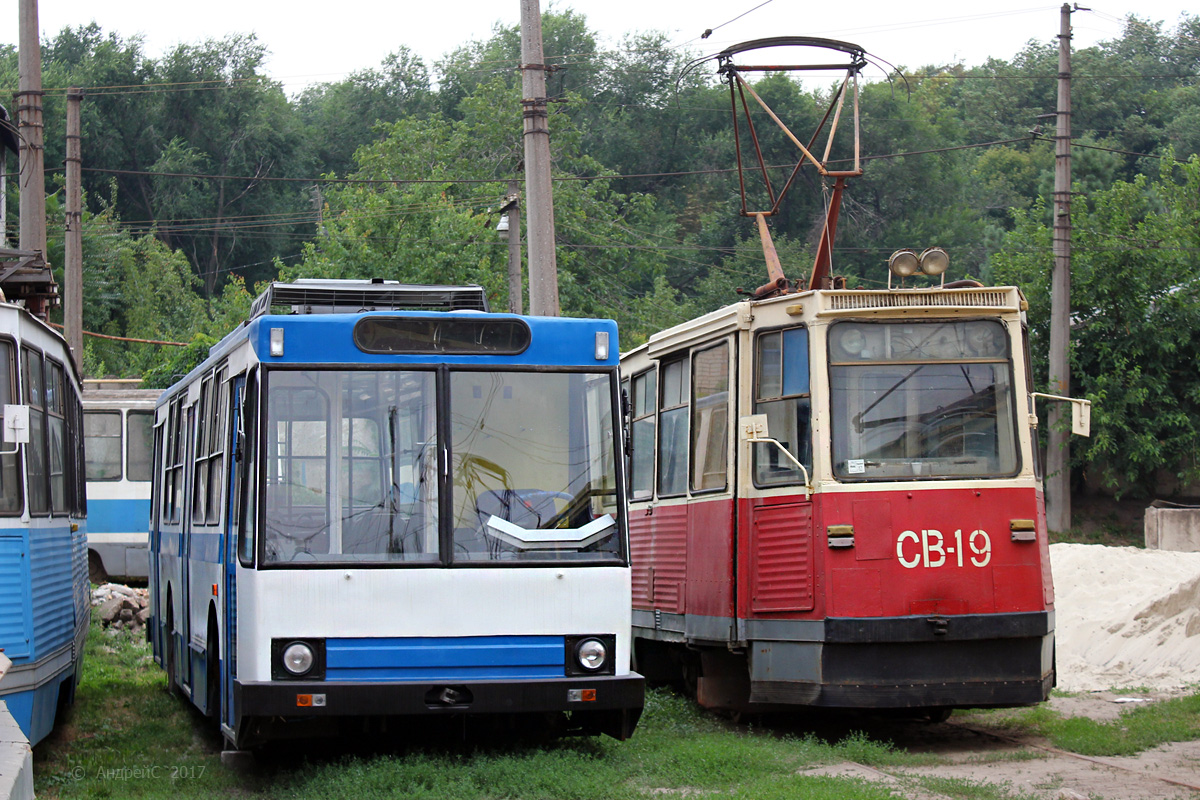 დნიპრო, YMZ T1R (Т2P) № 1064; დნიპრო — Tram depots