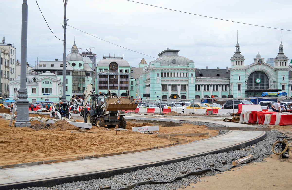 Москва — Строительство трамвайной линии на площади Тверская Застава