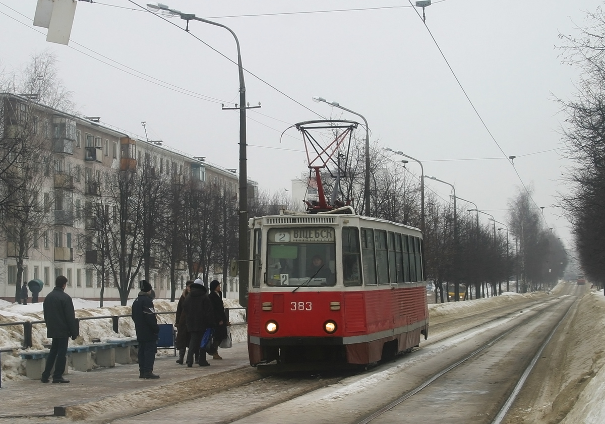 Vitebsk, 71-605 (KTM-5M3) # 383