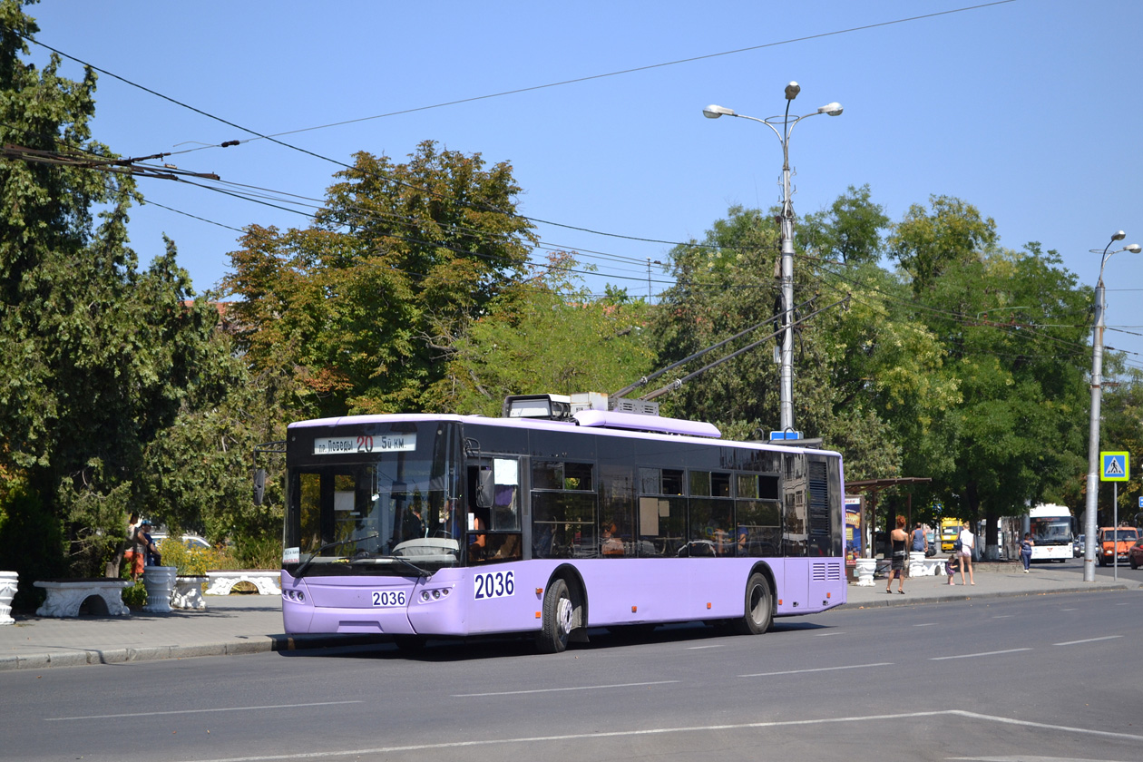 Sevastopol, LAZ E183A1 č. 2036