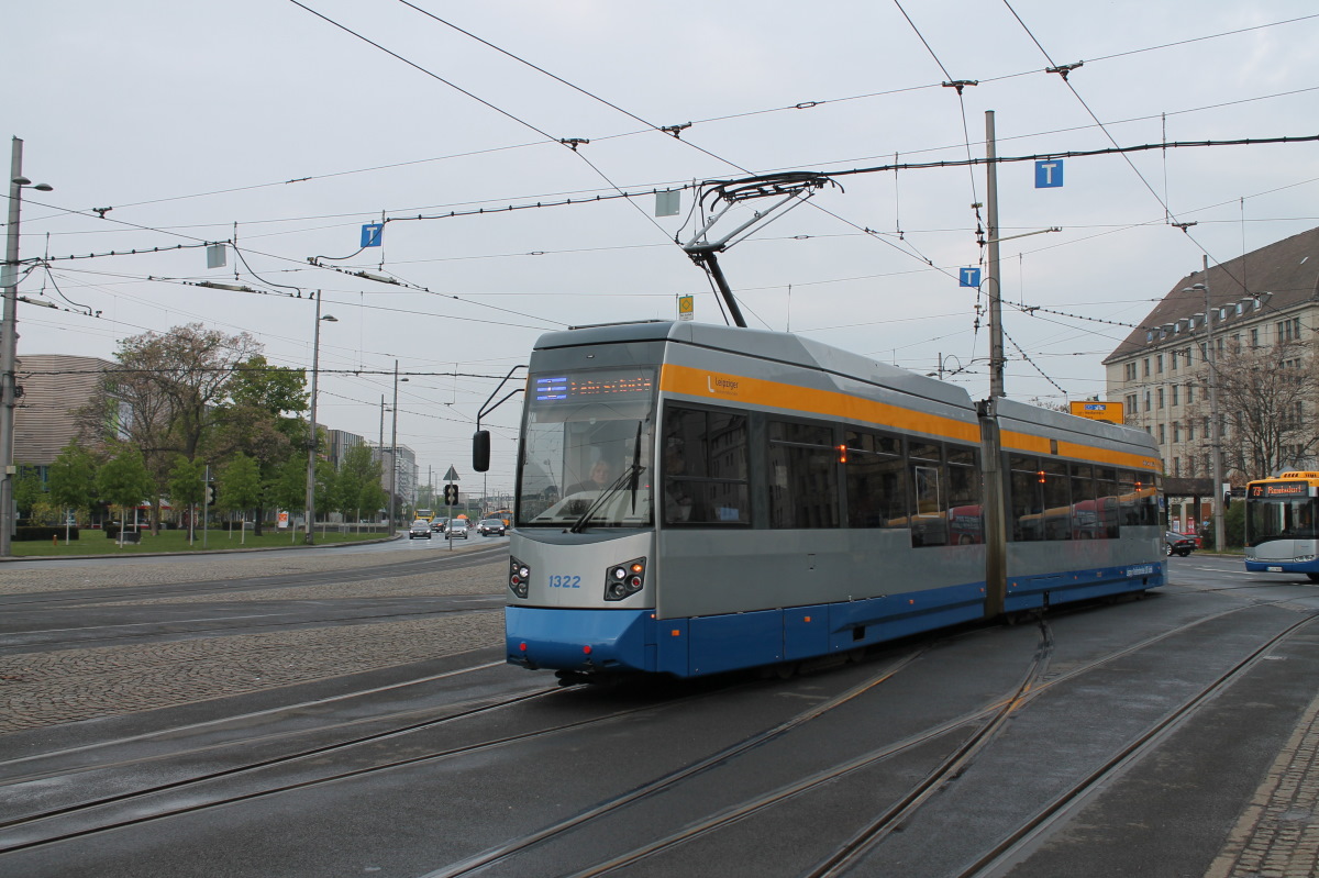 Leipzig, Leoliner Fahrzeug-Bau Leipzig NGTW6L nr. 1322