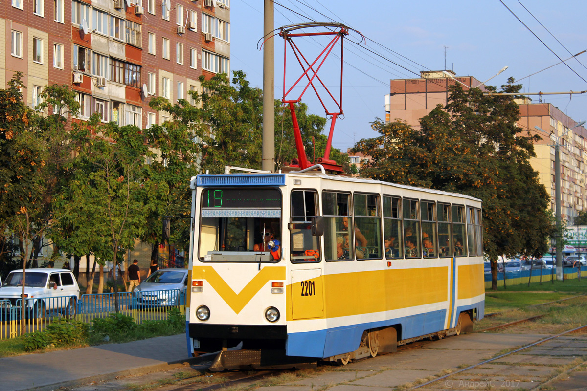 Дніпро, 71-605 (КТМ-5М3) № 2201