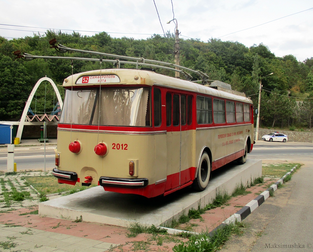 Troleibuzul din Crimeea, Škoda 9Tr18 nr. 2012 (3452); Troleibuzul din Crimeea — Monument trolleybus at the Angarsk pass