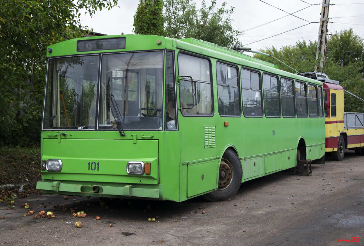 Zsitomir, Škoda 14Tr02 — 101