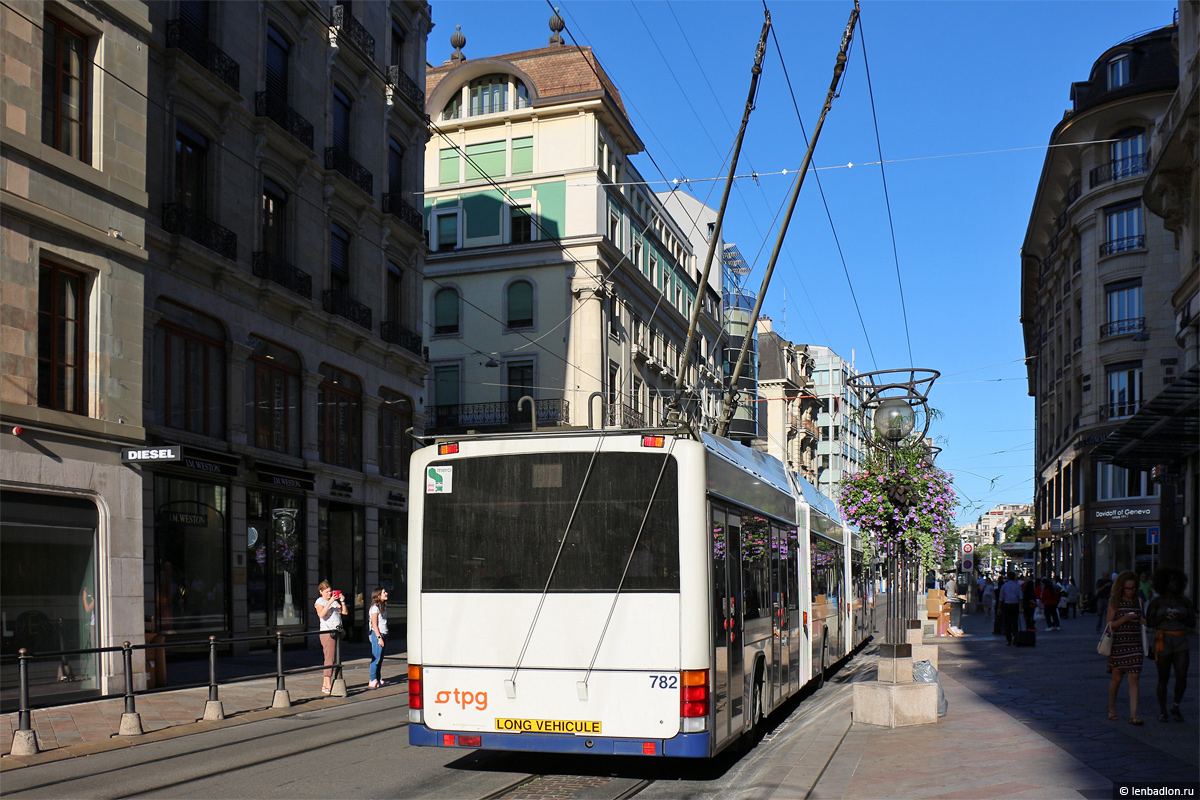 Geneva, Hess lighTram (BGGT-N2C) nr. 782