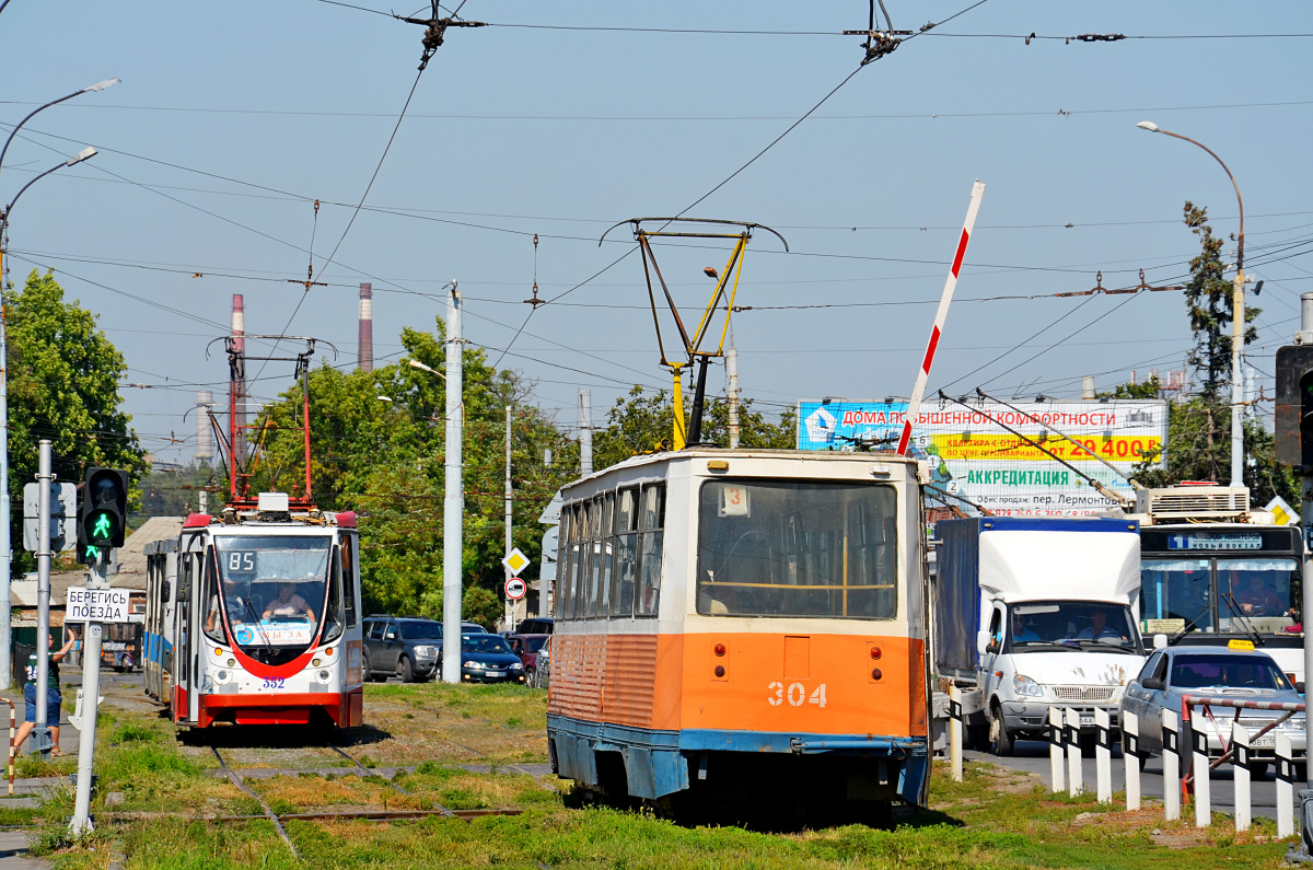 Taganrog, 71-605 (KTM-5M3) Nr 304