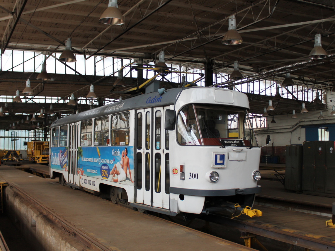 Мост и Литвинов, Tatra T3M.3 № 300