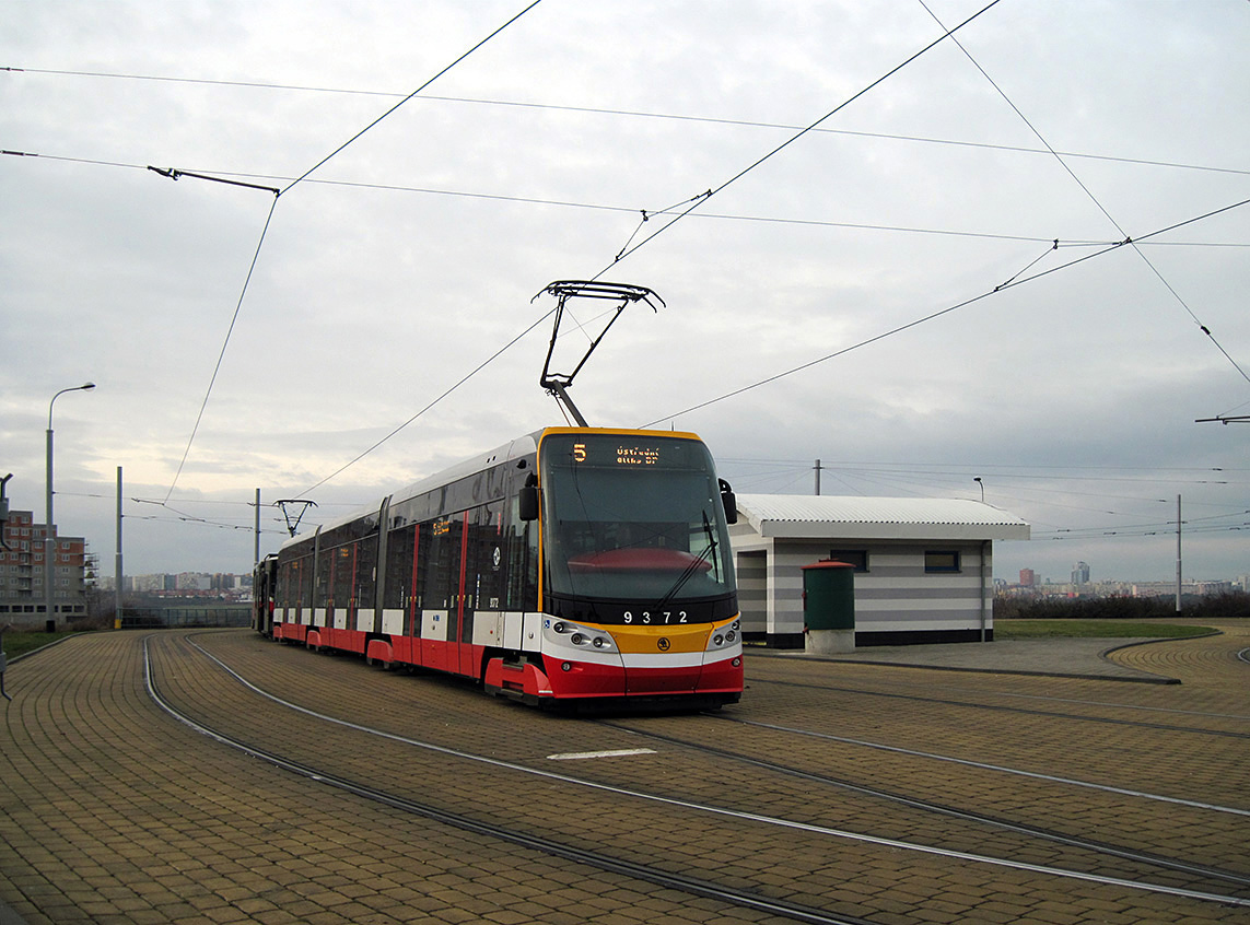 Praha, Škoda 15T5 ForCity Alfa Praha # 9372