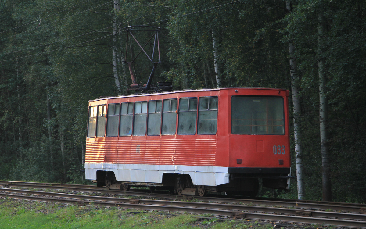 Наваполацк, 71-605 (КТМ-5М3) № 033