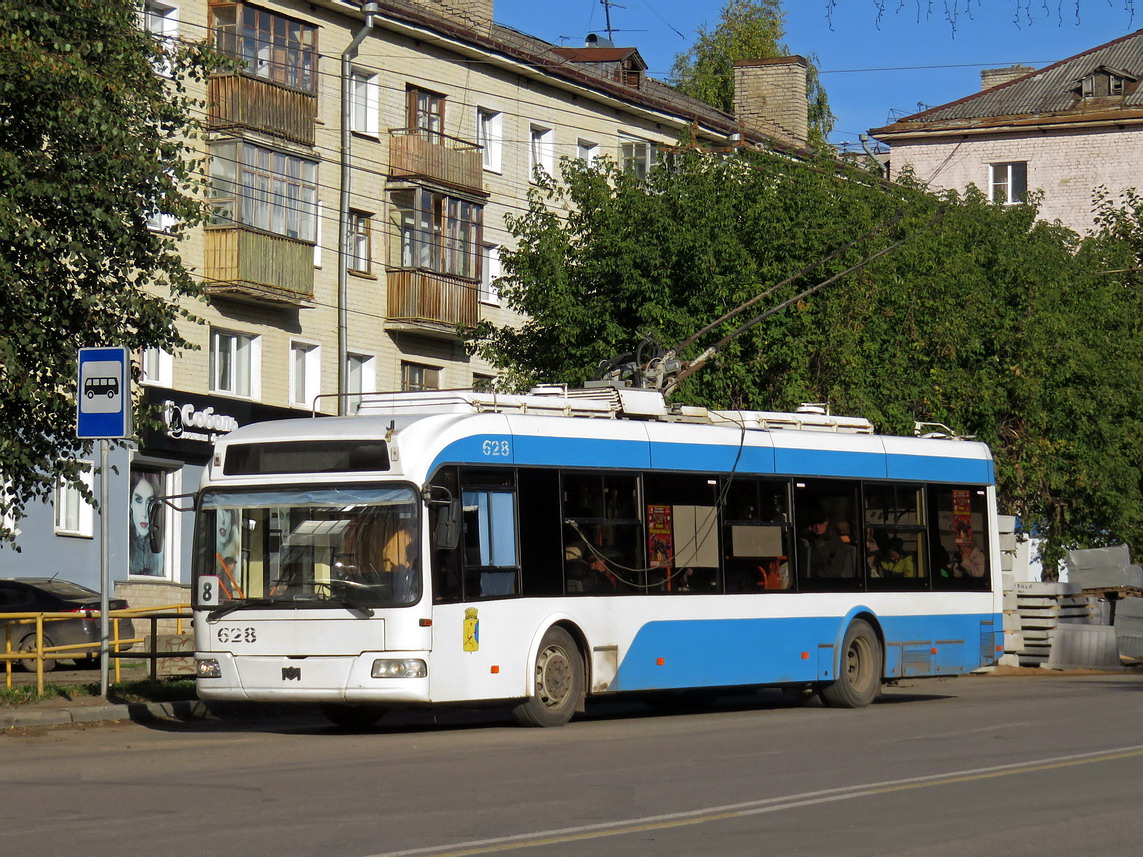 Киров, БКМ 321 № 628