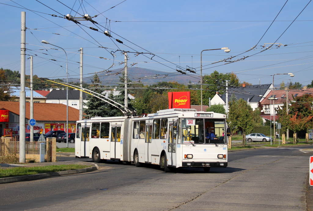 Chomutov, Škoda 15Tr11/7 № 008; Chomutov — Photo trip "Trolleybuses on the North" (30.09.2017) • Fotojízda "Trolejbusy na severu" (30.09.2017)