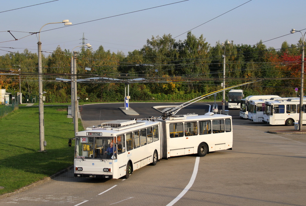 Chomutov, Škoda 15Tr11/7 # 008; Chomutov — Photo trip "Trolleybuses on the North" (30.09.2017) • Fotojízda "Trolejbusy na severu" (30.09.2017)