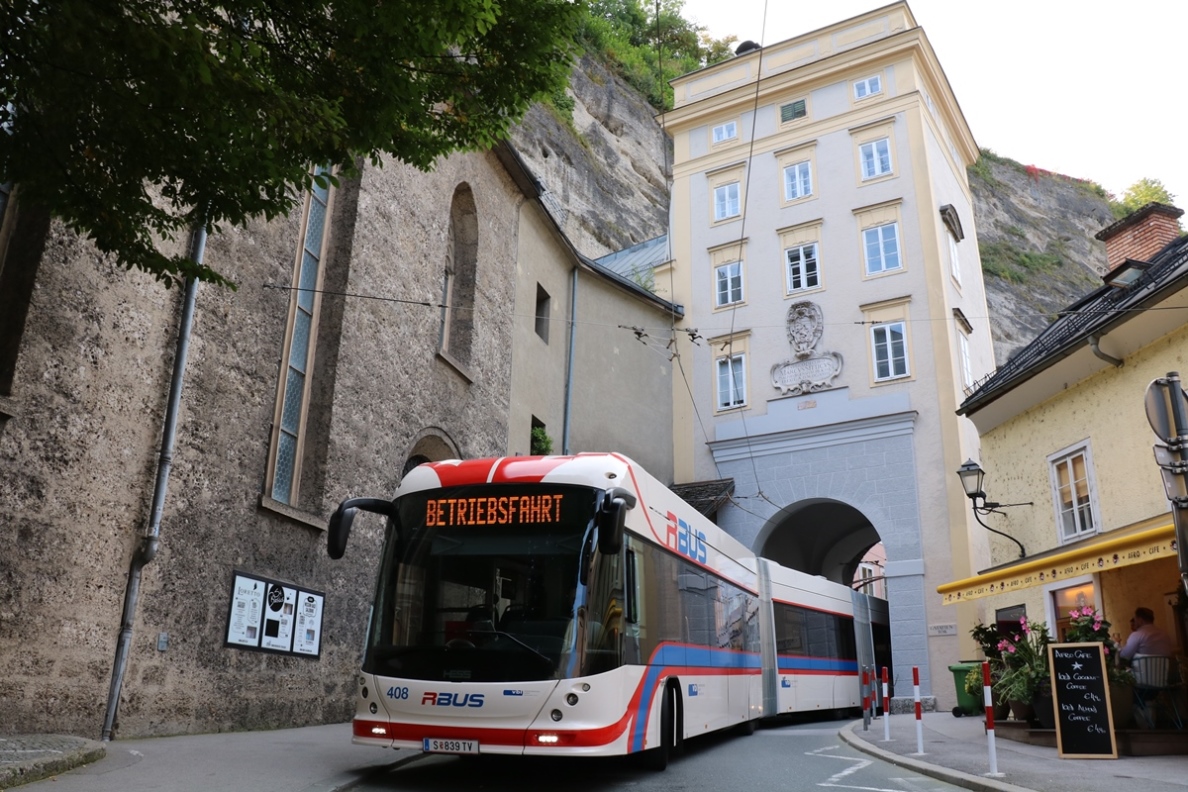 Залцбург, Hess lighTram (BGGT-N2D) № 408; Залцбург — Испытания трёхсекционных троллейбусов