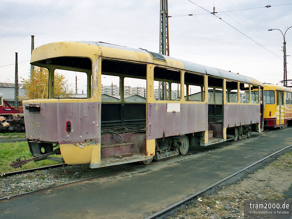 Jekatyerinburg, Tatra T3SU — 609
