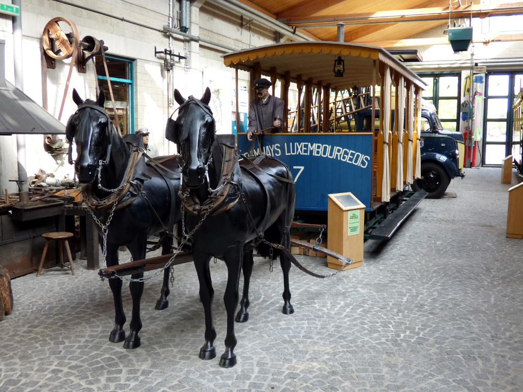 Luxembourg, Horse car № 7