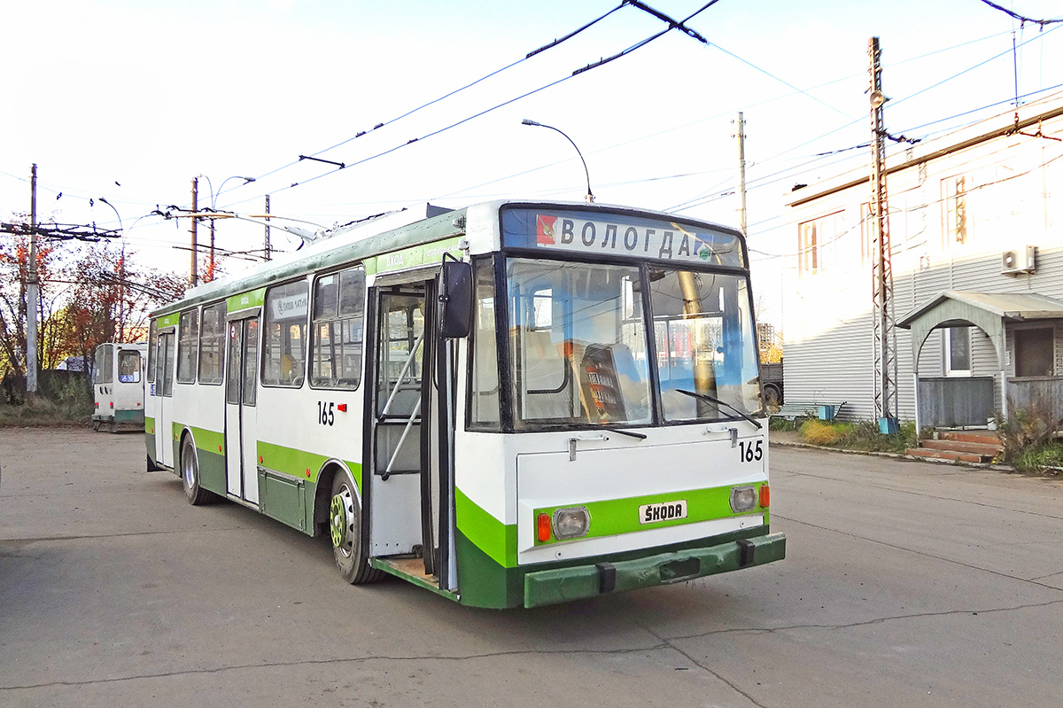 Вологда, Škoda 14TrM (ВМЗ) № 165