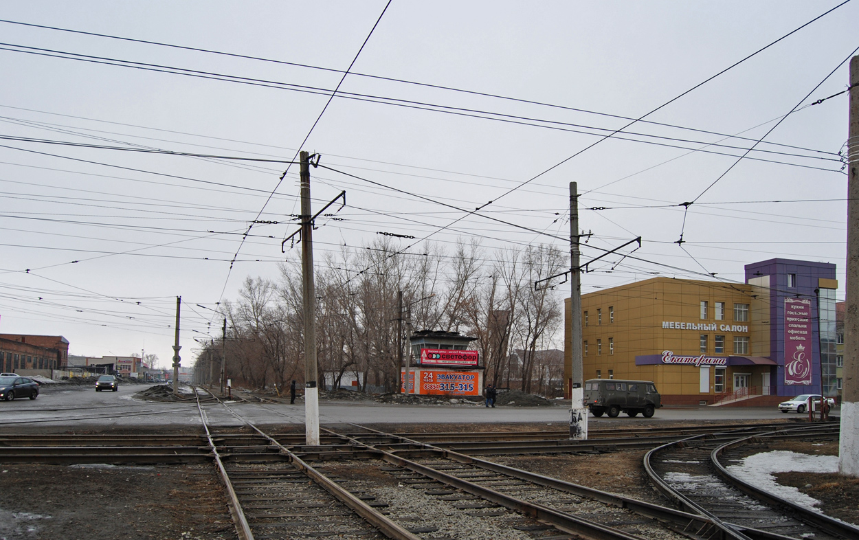 Biysk — Tracks and overhead wires