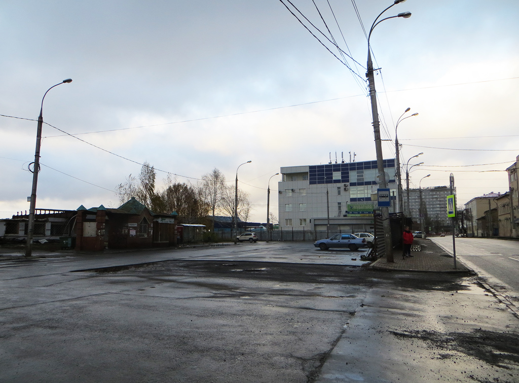 სამარა — Reconstruction of trolleybus overhead system near the River terminal from October to November 2017; სამარა — Terminus stations and loops (trolleybus)