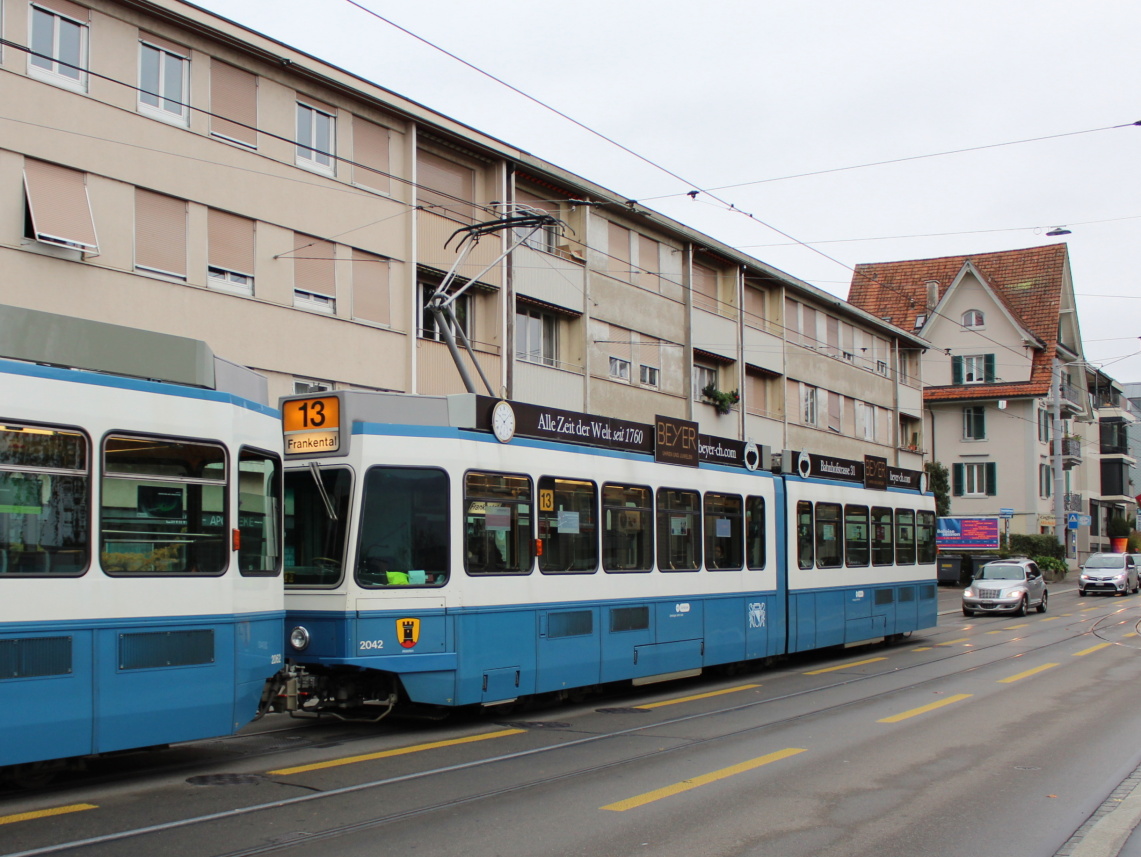 Zürich, SWS/SWP/BBC Be 4/6 "Tram 2000" Nr. 2042