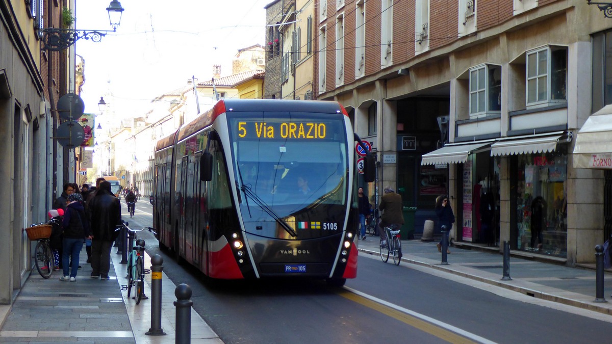 Parma, Van Hool Exqui.City 18 № 5105
