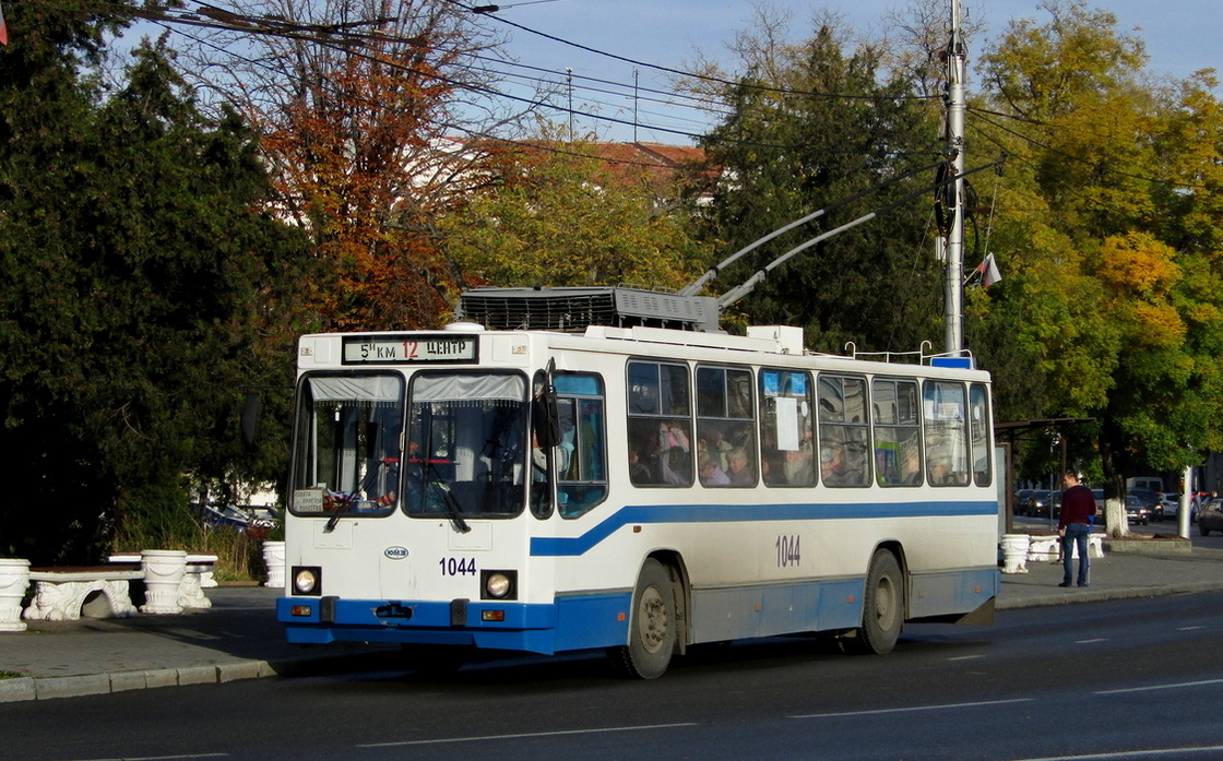 Sevastopol, YMZ T2 č. 1044