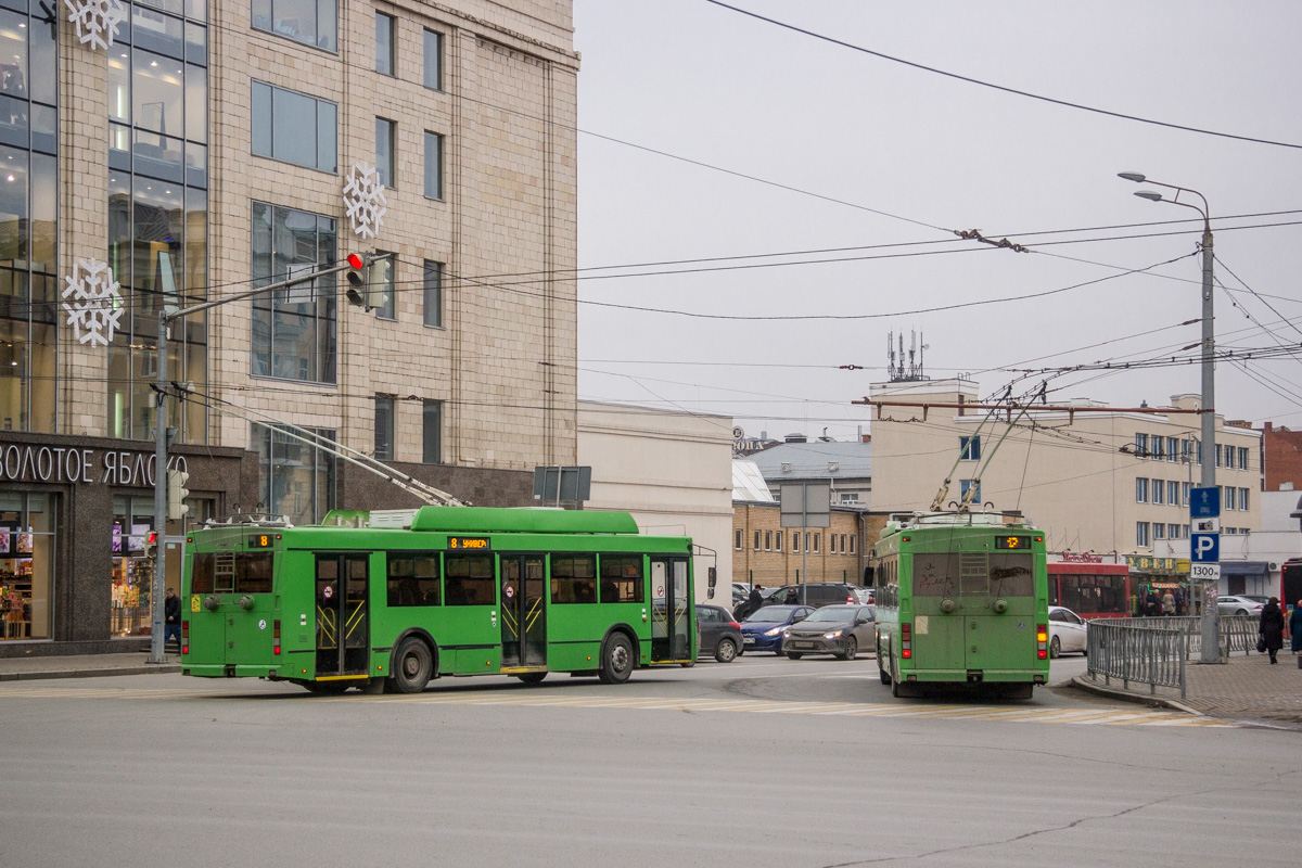 ყაზანი, Trolza-5275.03 “Optima” № 2354; ყაზანი, Trolza-5275.03 “Optima” № 2332