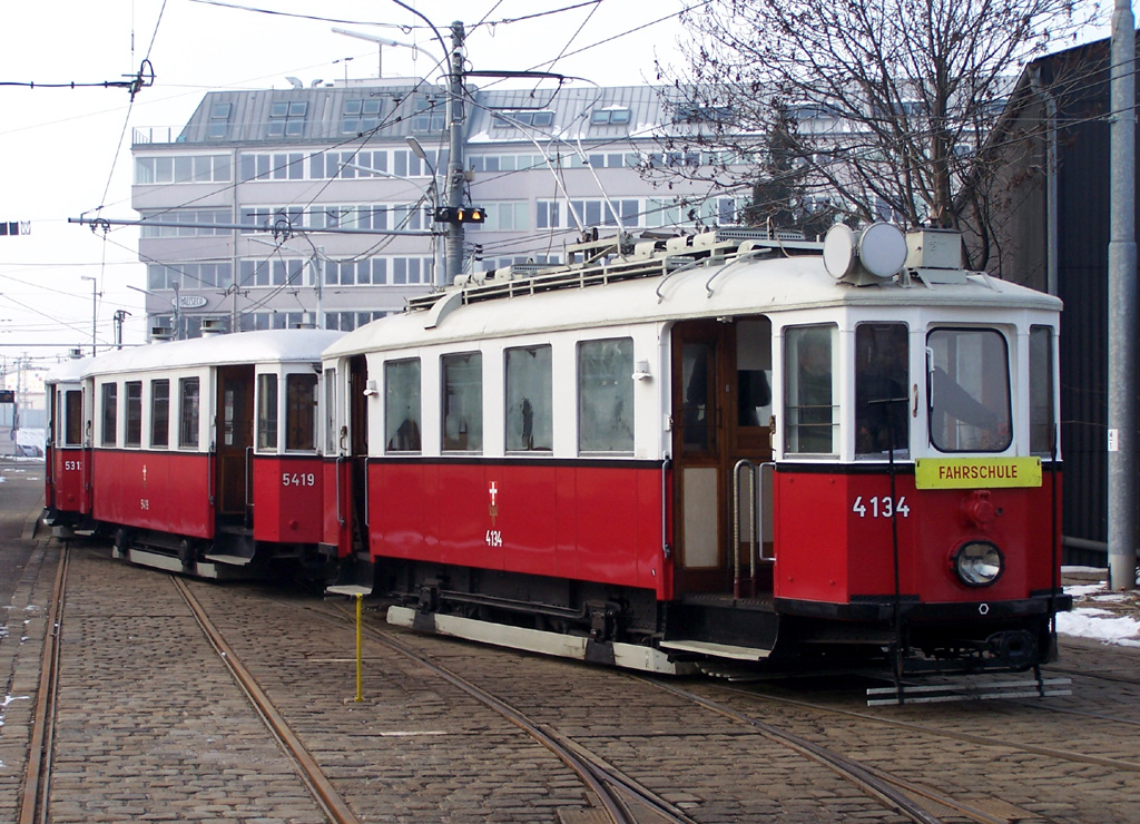 Bécs, Simmering Type M — 4134; Bécs — 236. VEF-Sonderfahrt — 30.01.2011.