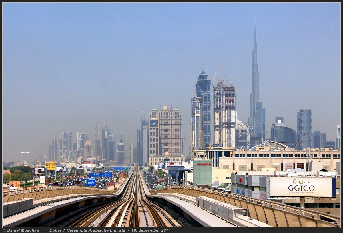 Дубай — Метрополитен — Красная линия; Дубай — Метрополитен — Пути и инфраструктура