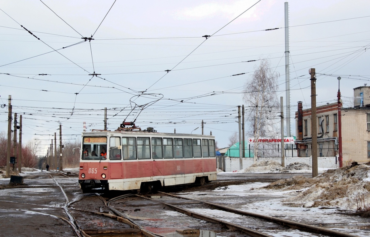 Dzerzhinsk, 71-605 (KTM-5M3) č. 065