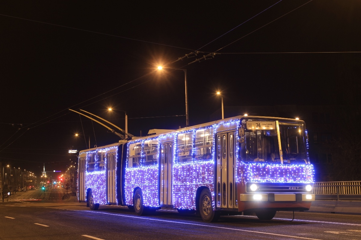 Budapesta, Ikarus 280.91 nr. 156