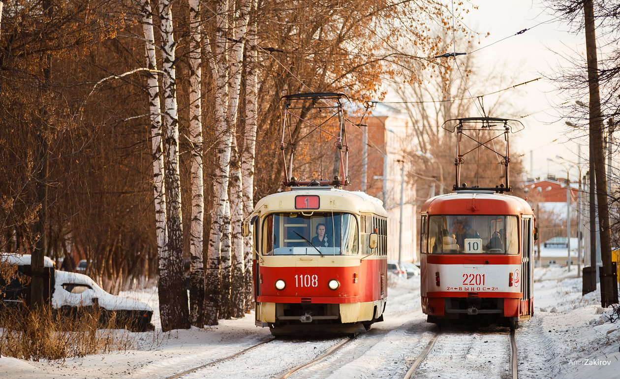 Ижевск, Tatra T3SU (двухдверная) № 1108; Ижевск, Tatra T3K № 2201