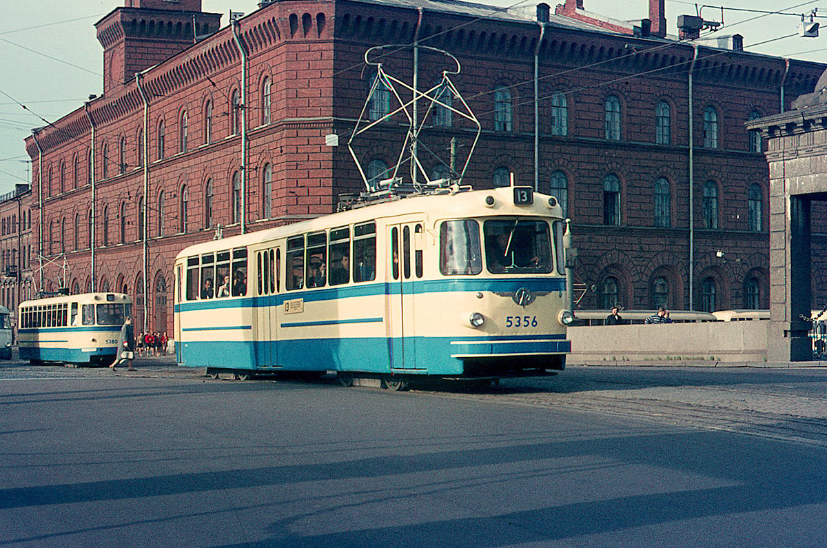 Petrohrad, LM-57 č. 5356