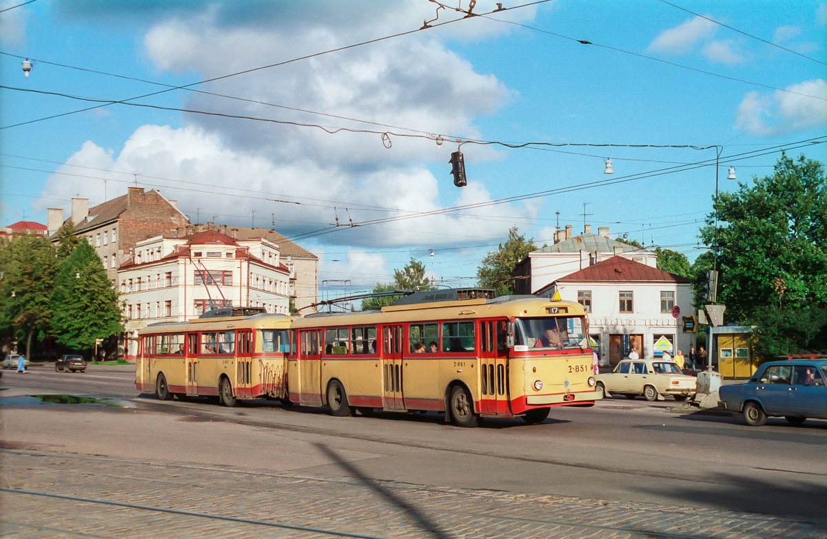 Riga, Škoda 9TrH27 č. 2-852; Riga, Škoda 9TrH27 č. 2-851