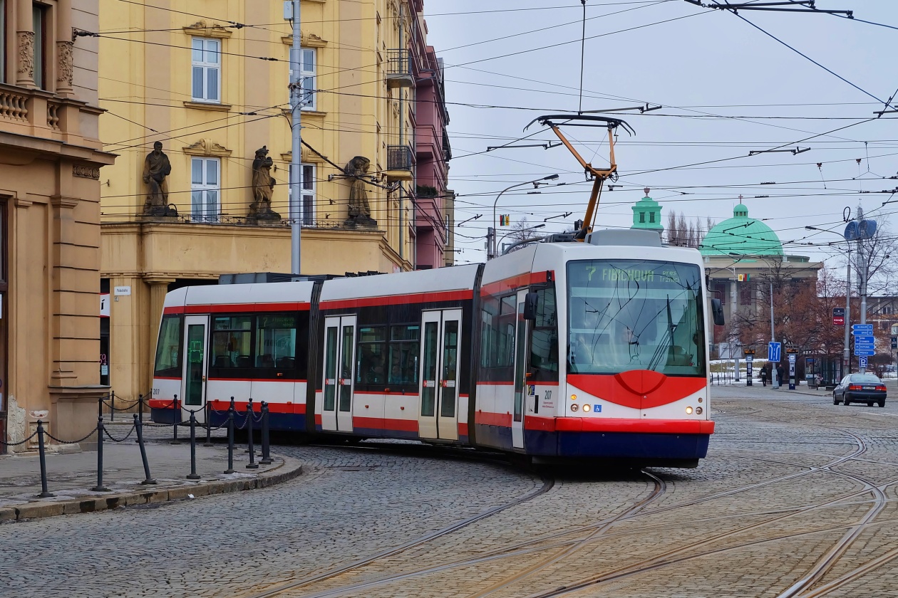 Olomouc, Inekon 01 Trio — 207
