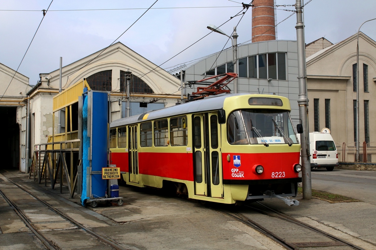 Осиек, Tatra T3YU № 8223