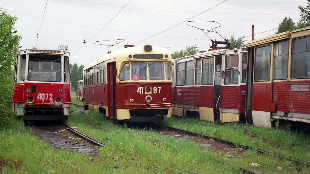 Новосибірськ, 71-605А № 4072; Новосибірськ, РВЗ-6М2 № 4187