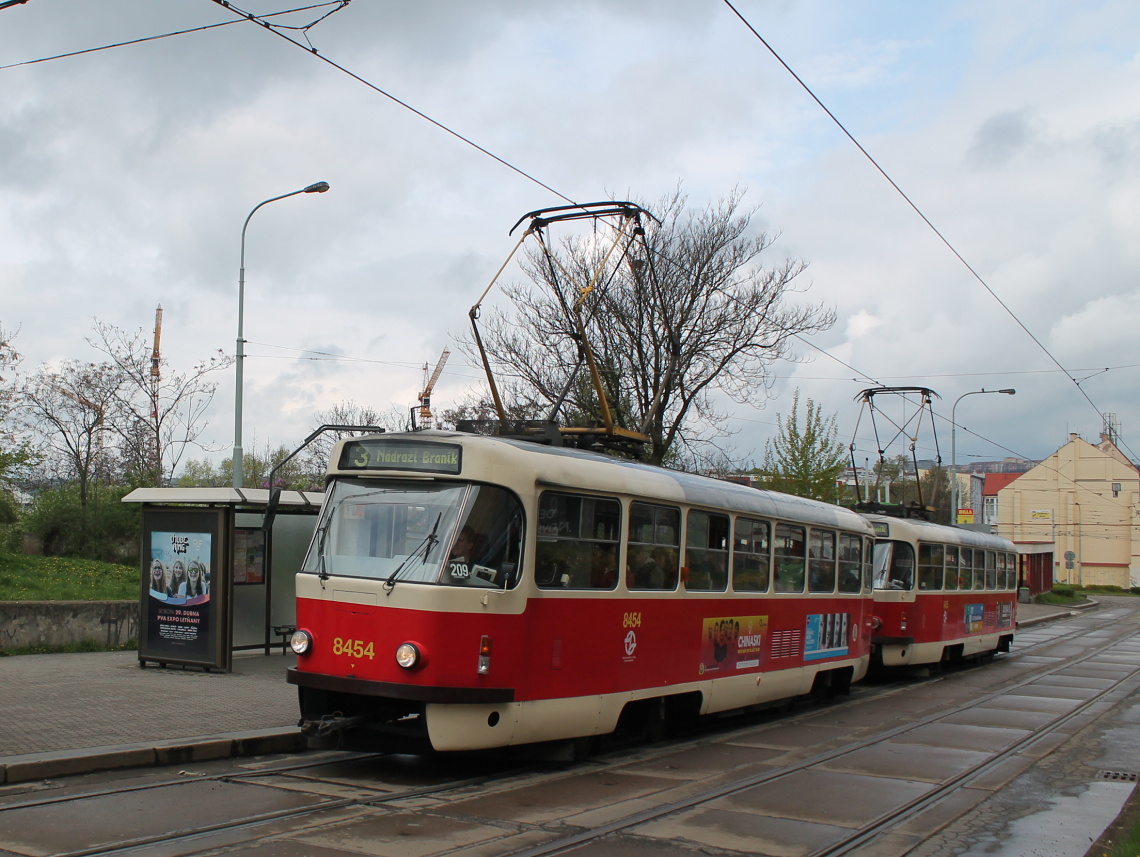 Prague, Tatra T3R.P № 8454