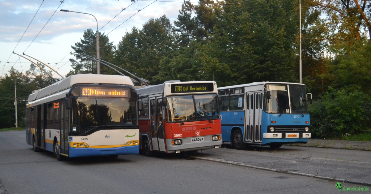 Ostrava, Solaris Trollino II 12 AC — 3729; Ostrava, Škoda 17Tr — 3902