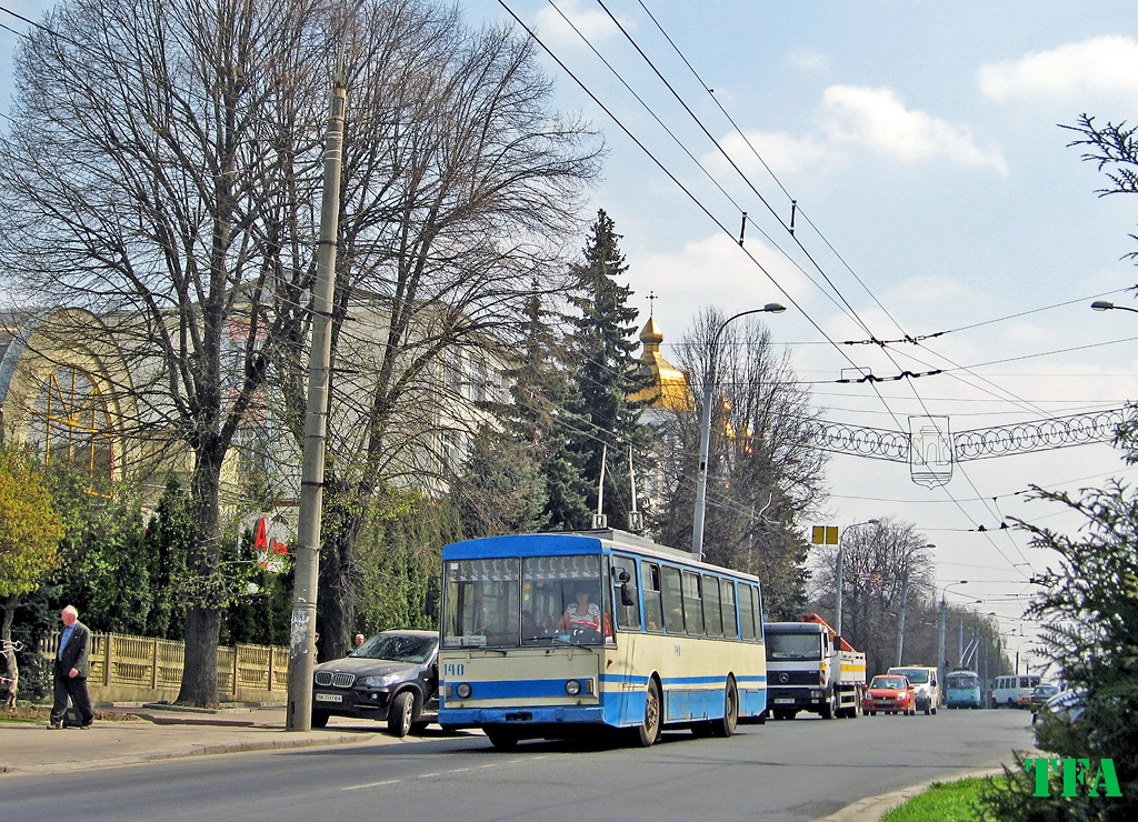 Ровно, Škoda 14Tr01 № 140