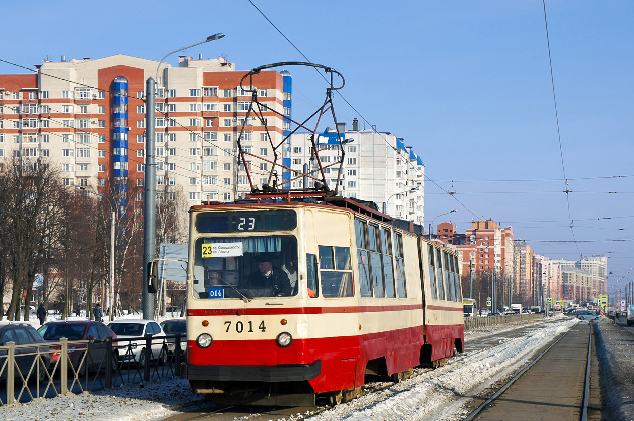 Saint-Petersburg, LVS-86K č. 7014