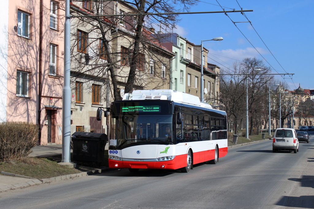 Brno, Škoda 26Tr Solaris III — 3303; Plzeň — Nové trolejbusy a elektrobusy Škoda / New Škoda trolleybuses and electric buses