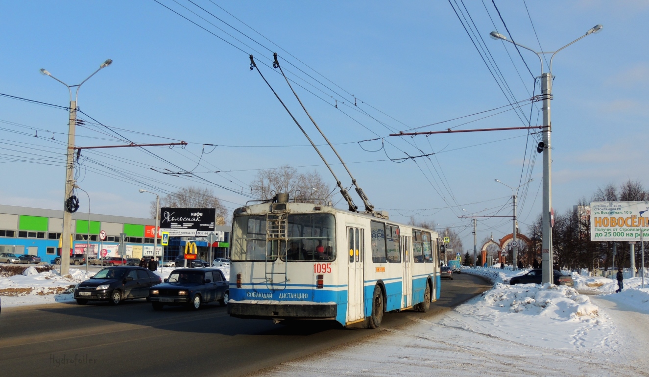 Novocheboksarsk, VMZ-100 № 1095