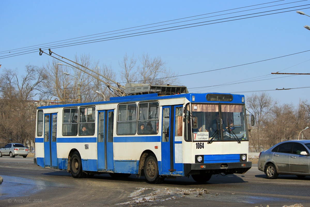 Dnipro, YMZ T1R (Т2P) № 1064