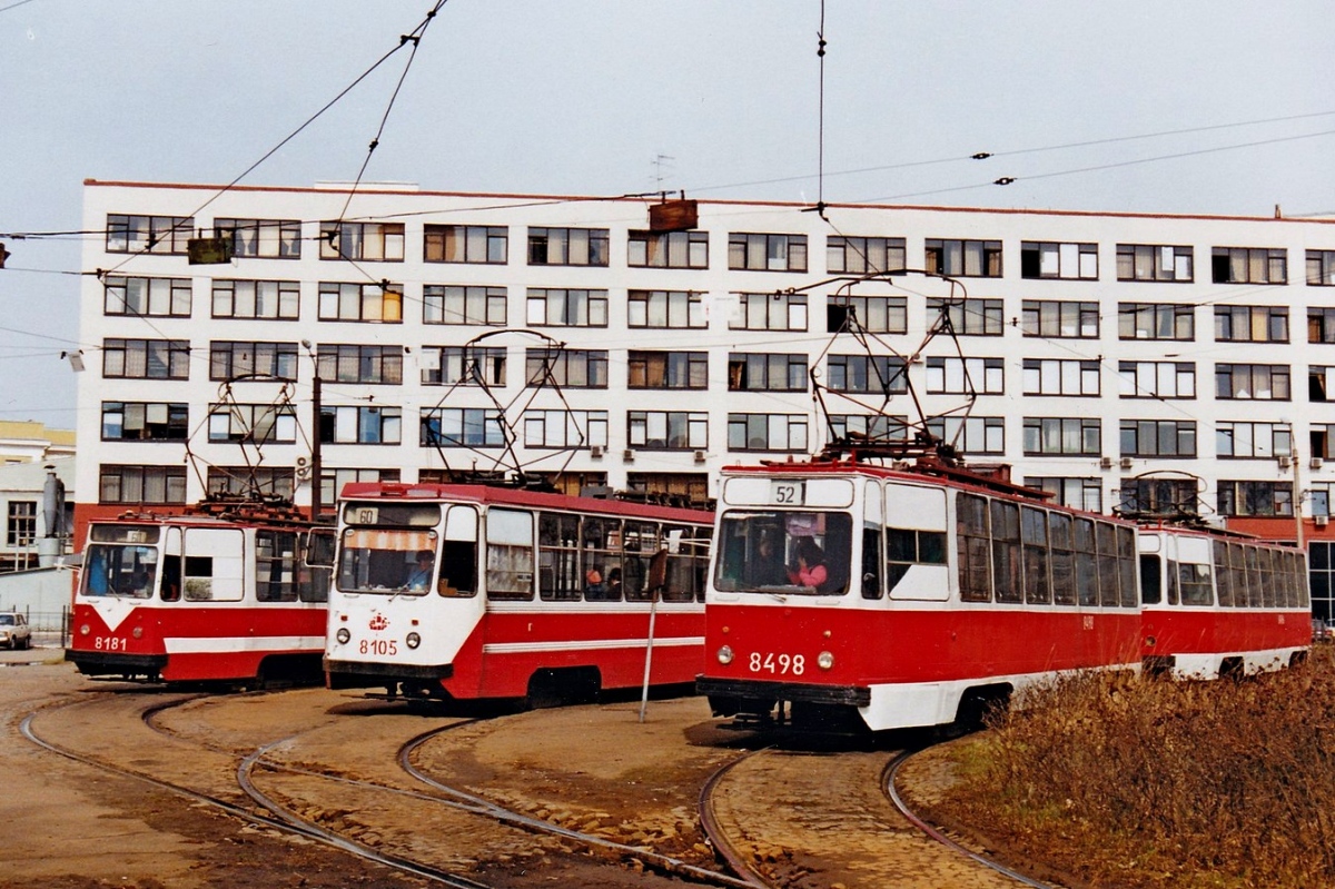 Санкт-Петербург, ЛВС-86К № 8181; Санкт-Петербург, 71-147К (ЛВС-97К) № 8105; Санкт-Петербург, ЛМ-68М № 8498