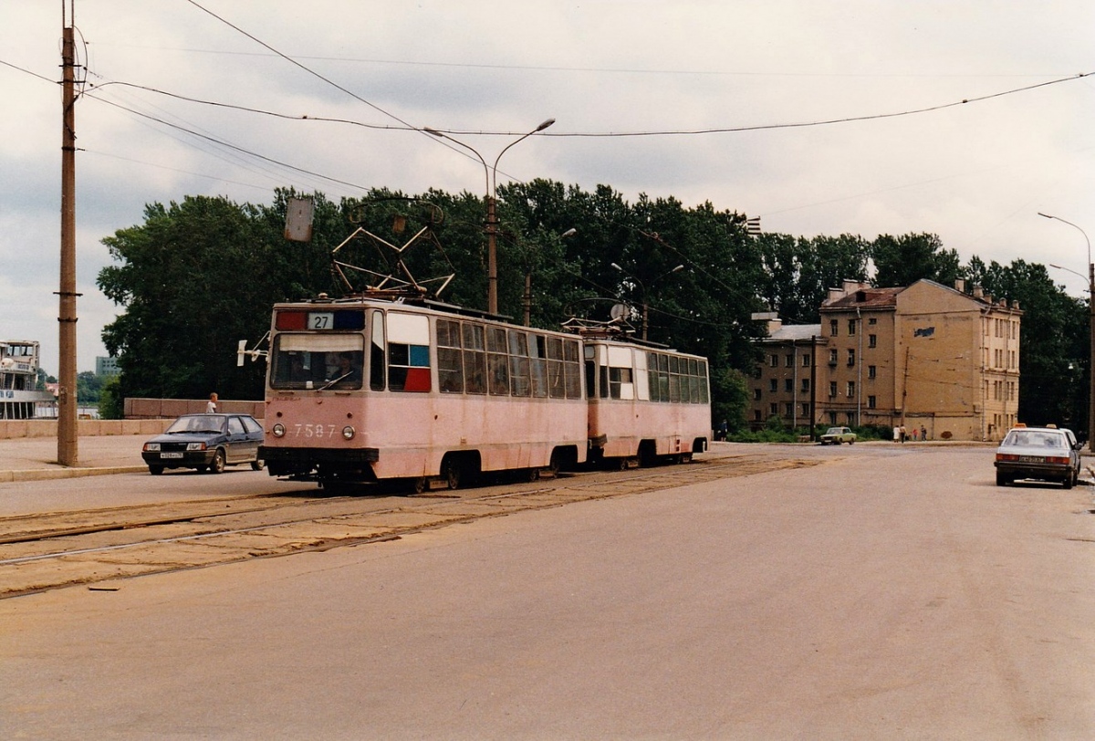Saint-Pétersbourg, LM-68M N°. 7587