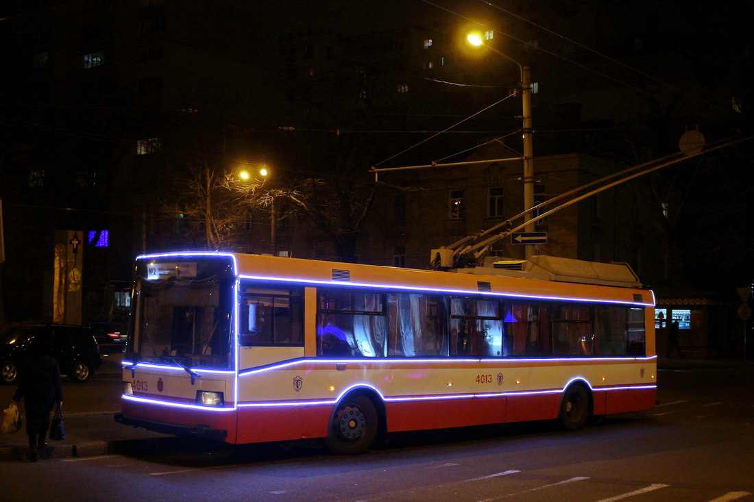 Odesa, Škoda 21Tr № 4013