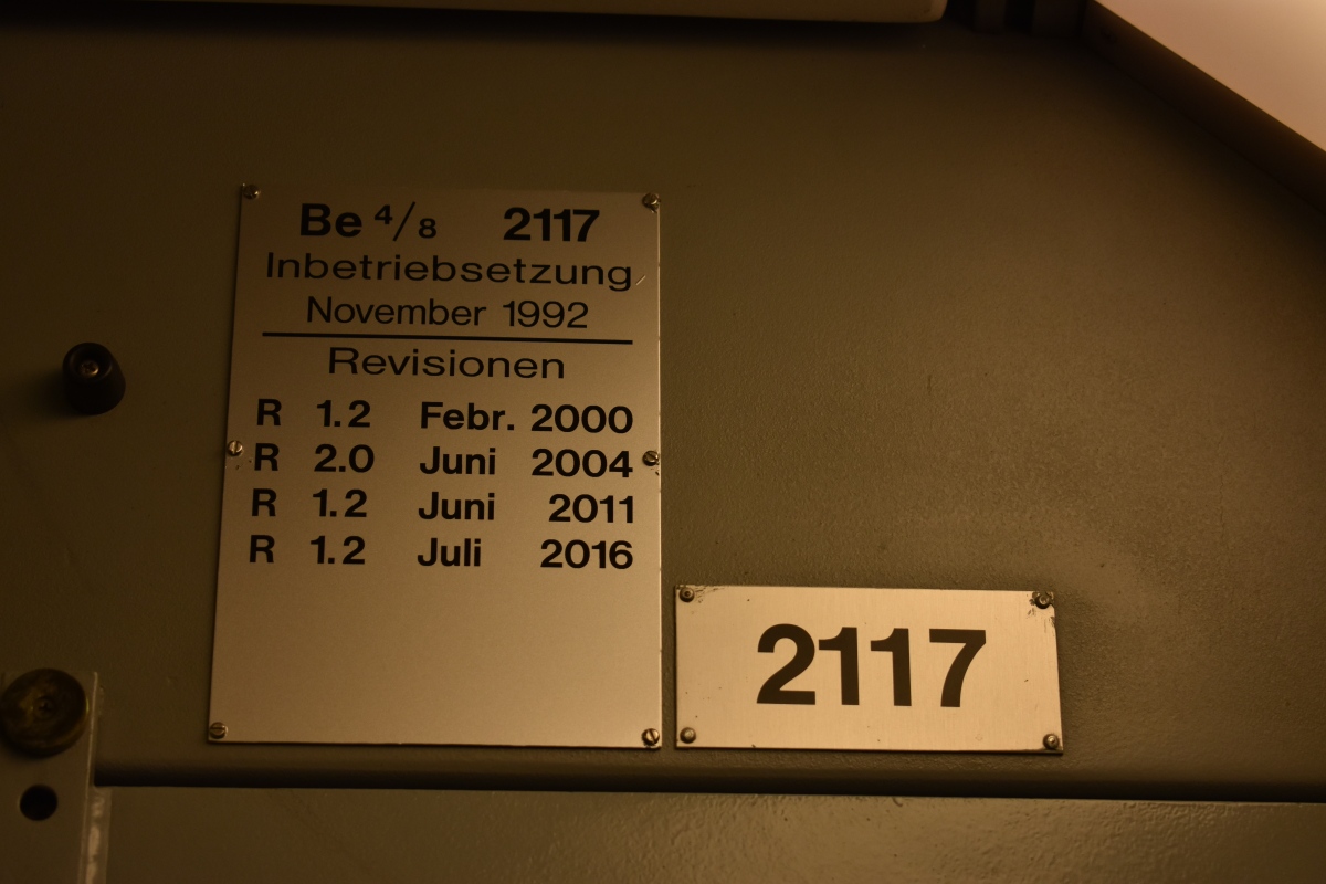 Цюрих, SWP/SIG/ABB Be 4/8 "Tram 2000 Sänfte" № 2117