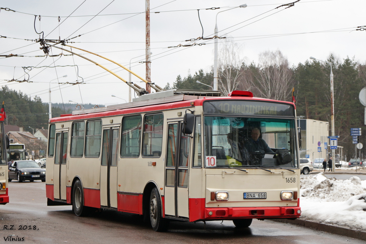 Вильнюс, Škoda 14Tr17/6M № 1658